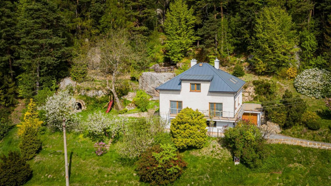 Apartman Pod Skalou V Ceskem Raji Besedice Luaran gambar