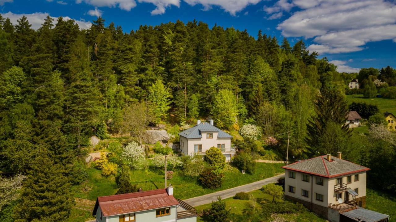Apartman Pod Skalou V Ceskem Raji Besedice Luaran gambar