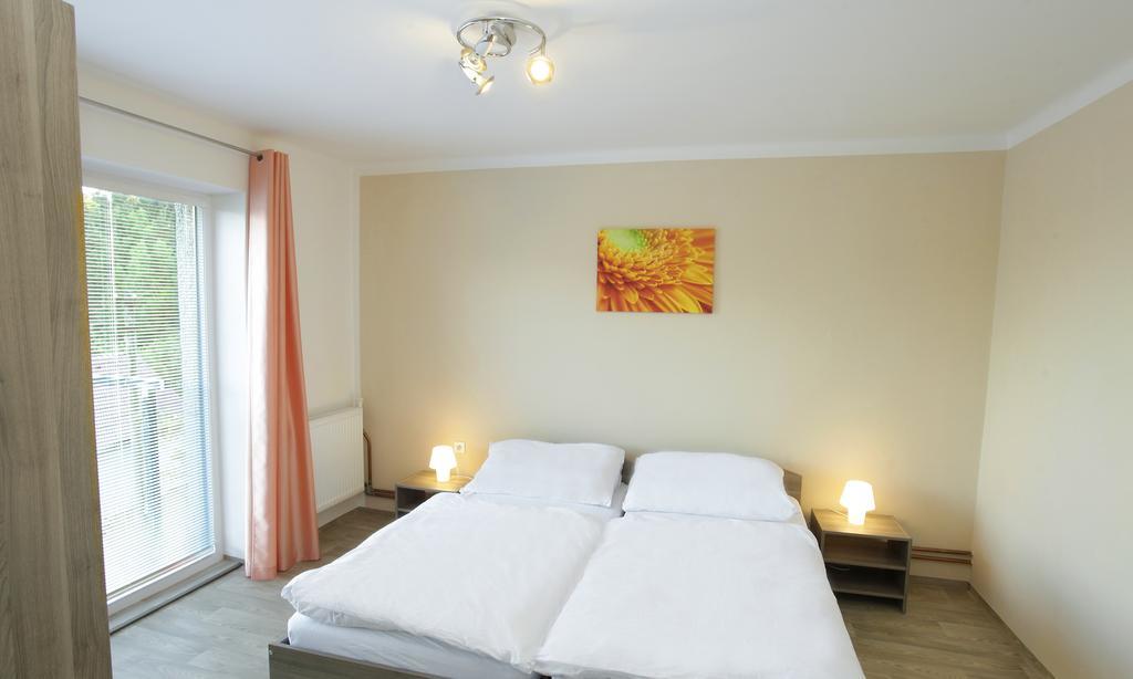 Apartman Pod Skalou V Ceskem Raji Besedice Luaran gambar